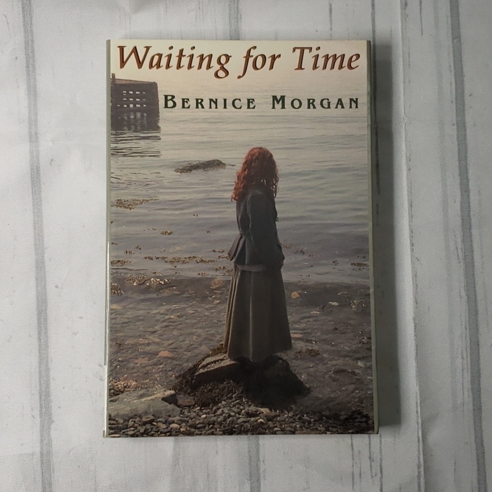 Books - Picture 1 of 2